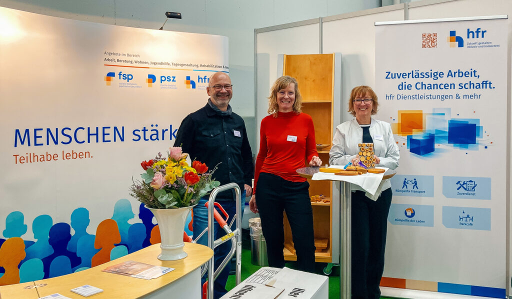 Das Team der HFR GmbH am Stand auf der LWL-Messe der Inklusionsfirmen